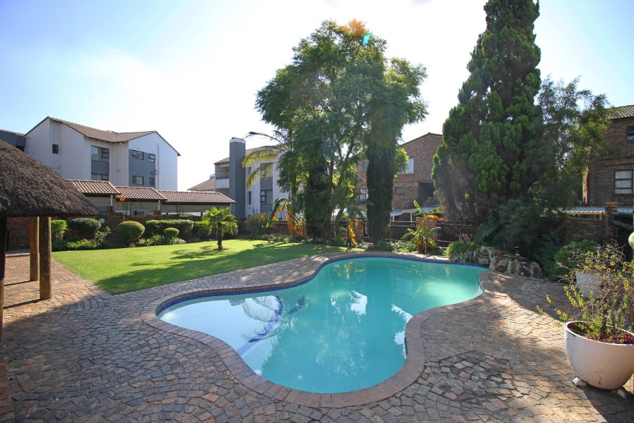 2 Bedroom Property for Sale in Noordhang Gauteng