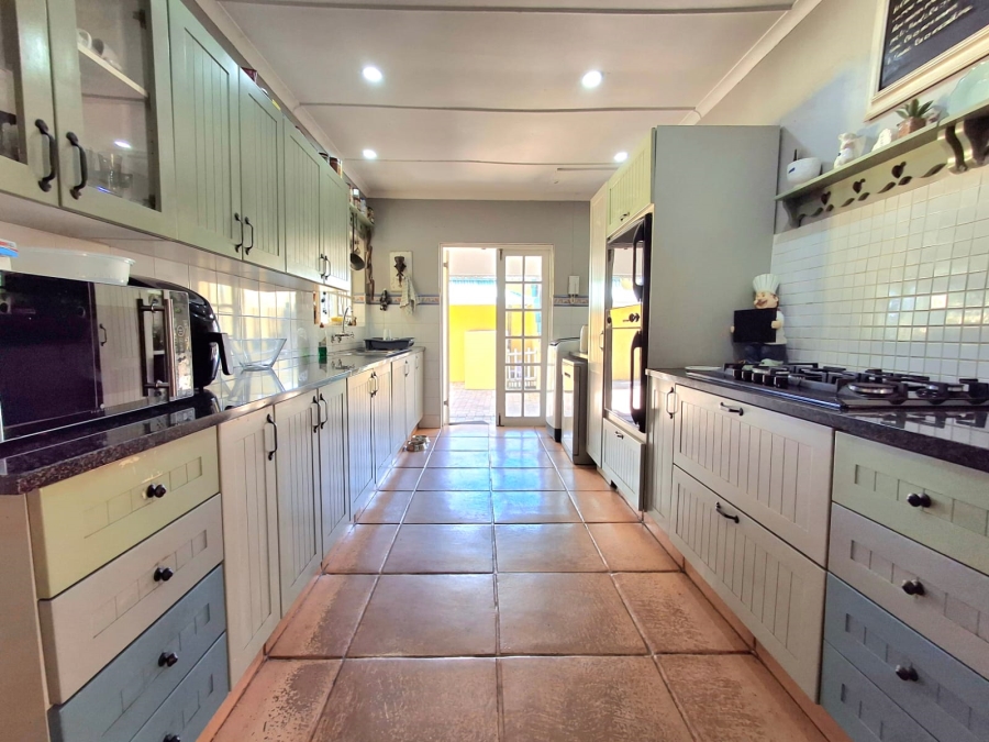 5 Bedroom Property for Sale in Germiston Central Gauteng