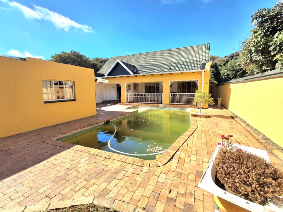 5 Bedroom Property for Sale in Germiston Central Gauteng