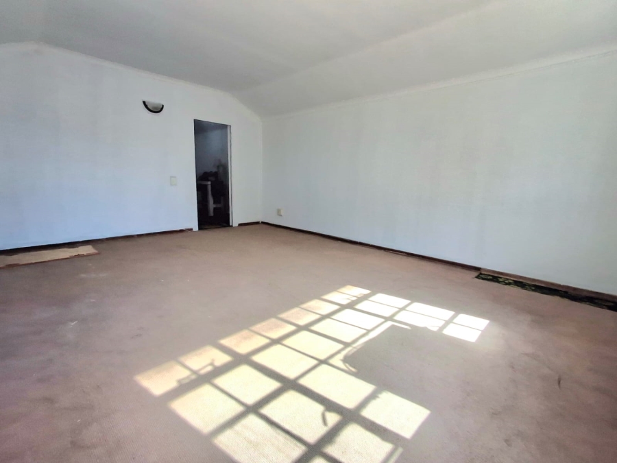 5 Bedroom Property for Sale in Germiston Central Gauteng