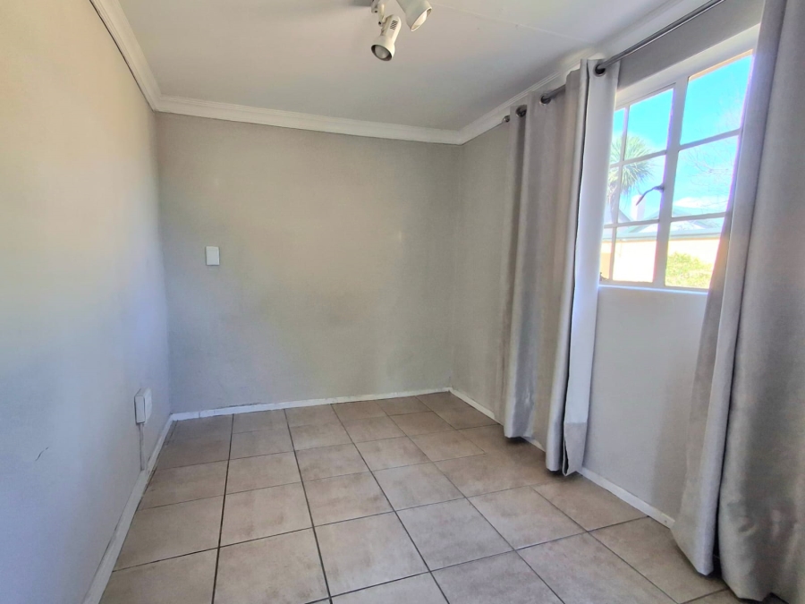 5 Bedroom Property for Sale in Germiston Central Gauteng