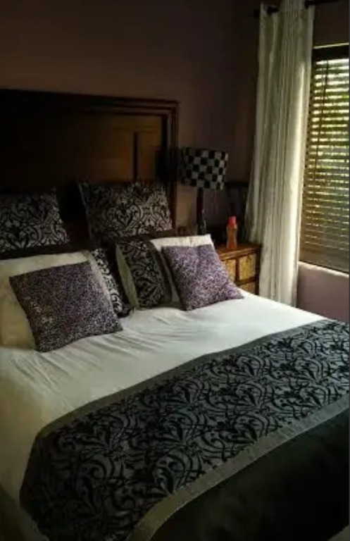 5 Bedroom Property for Sale in Rant En Dal Gauteng