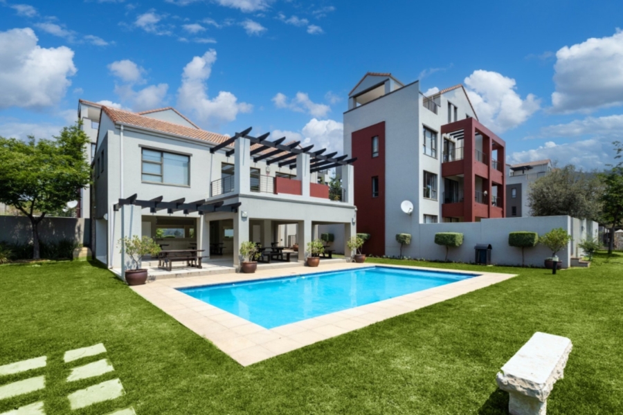 To Let 1 Bedroom Property for Rent in Lonehill Gauteng