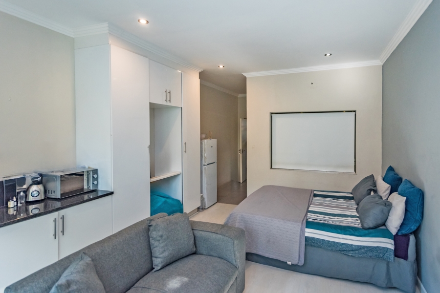 1 Bedroom Property for Sale in Morningside Gauteng