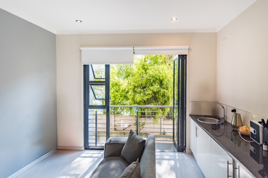 1 Bedroom Property for Sale in Morningside Gauteng