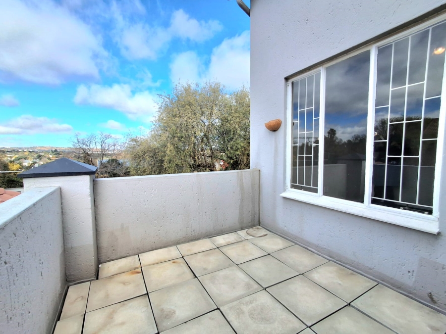 1 Bedroom Property for Sale in Eden Glen Gauteng