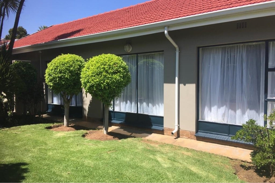To Let 3 Bedroom Property for Rent in Allen Grove Gauteng