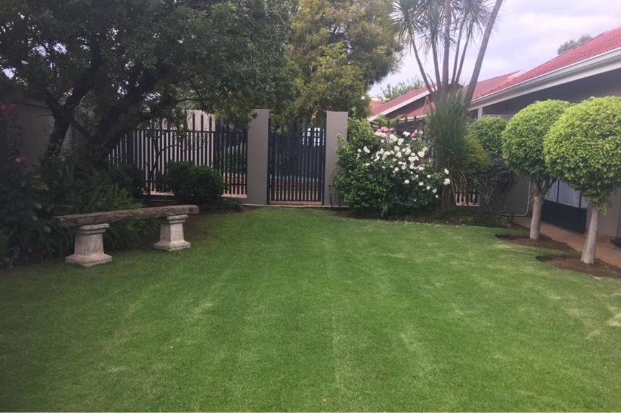 To Let 3 Bedroom Property for Rent in Allen Grove Gauteng