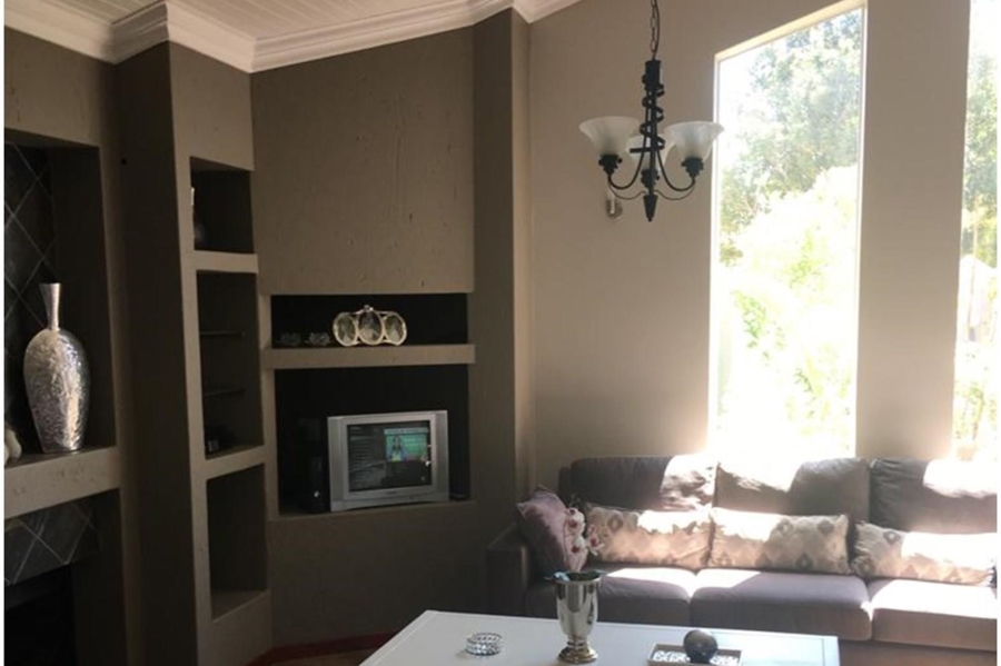 To Let 3 Bedroom Property for Rent in Allen Grove Gauteng