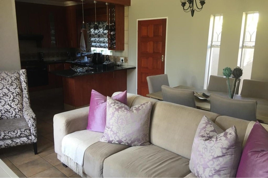 To Let 3 Bedroom Property for Rent in Allen Grove Gauteng