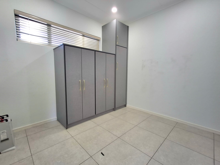 2 Bedroom Property for Sale in Greenstone Hill Gauteng