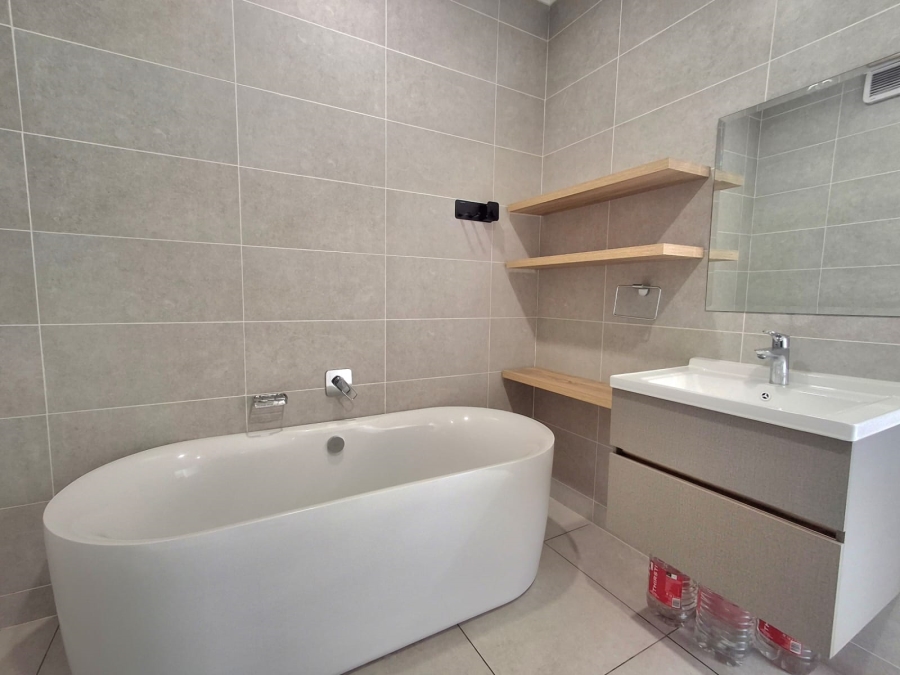 2 Bedroom Property for Sale in Greenstone Hill Gauteng