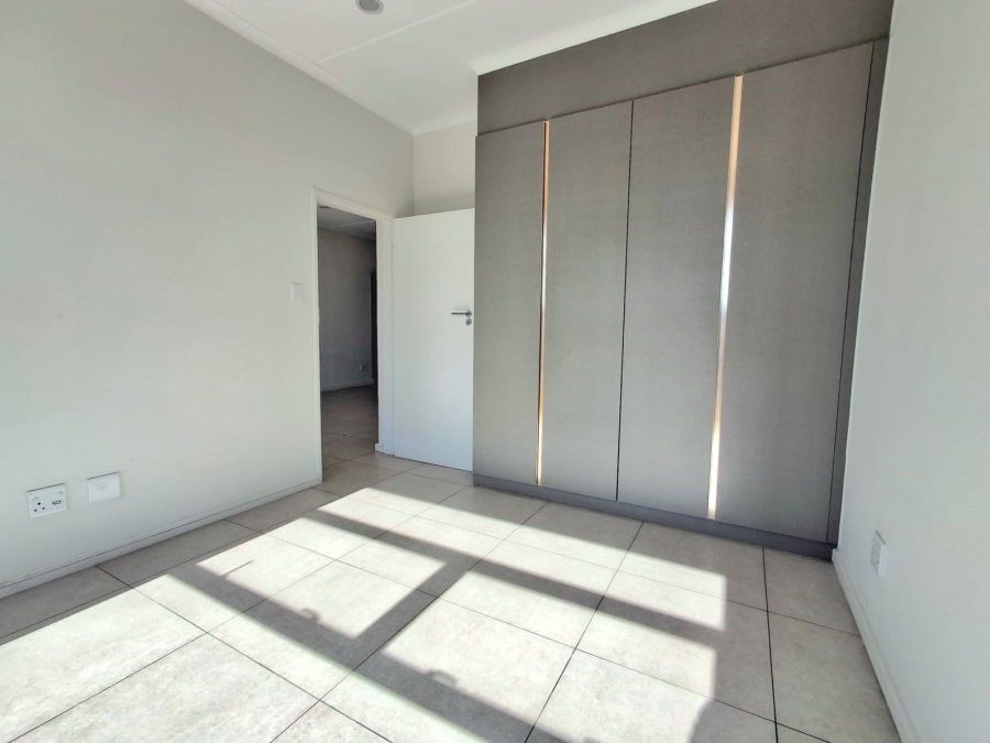 2 Bedroom Property for Sale in Greenstone Hill Gauteng