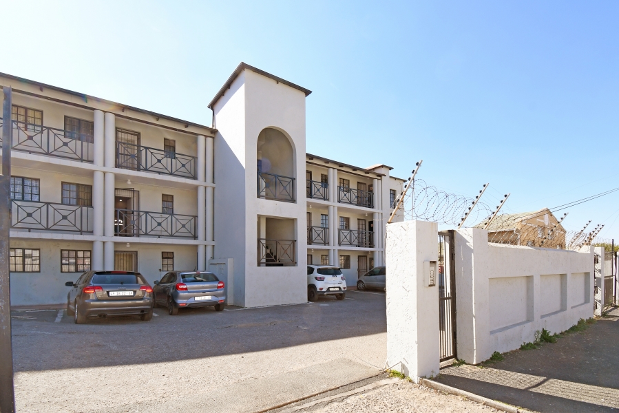 2 Bedroom Property for Sale in Brixton Gauteng