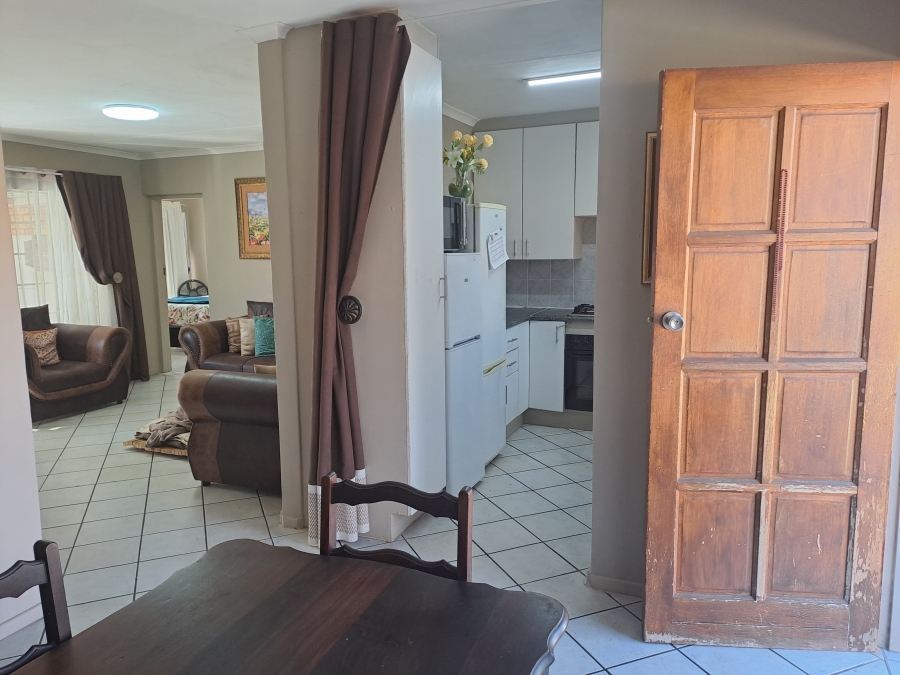 3 Bedroom Property for Sale in Elardus Park Gauteng