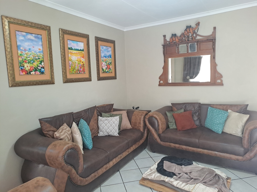 3 Bedroom Property for Sale in Elardus Park Gauteng