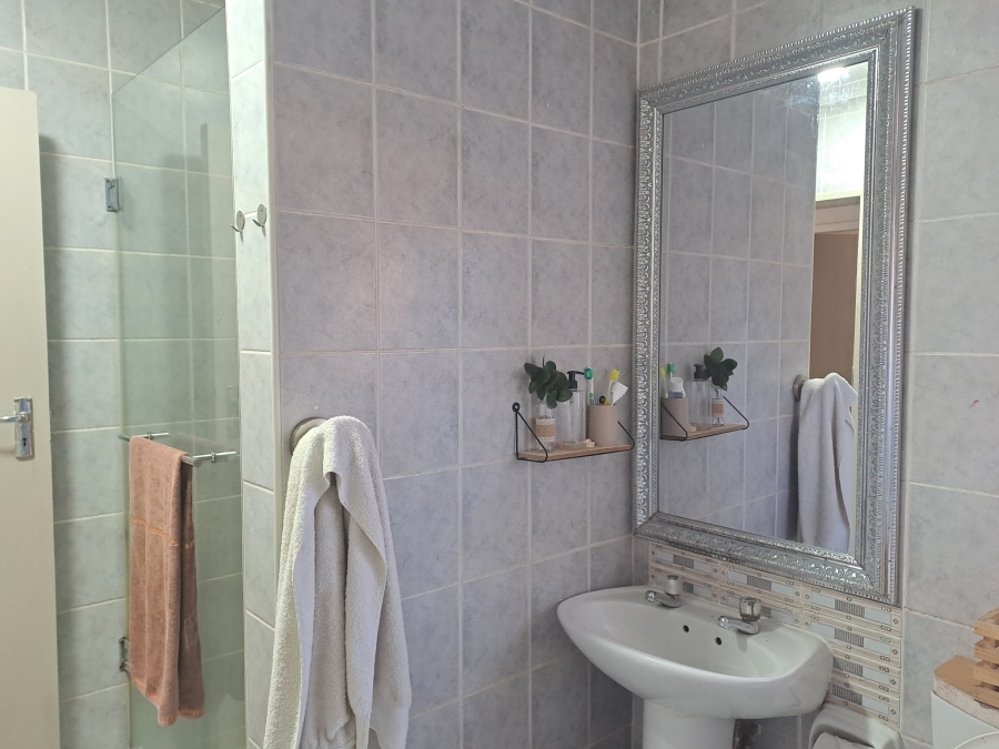 3 Bedroom Property for Sale in Elardus Park Gauteng