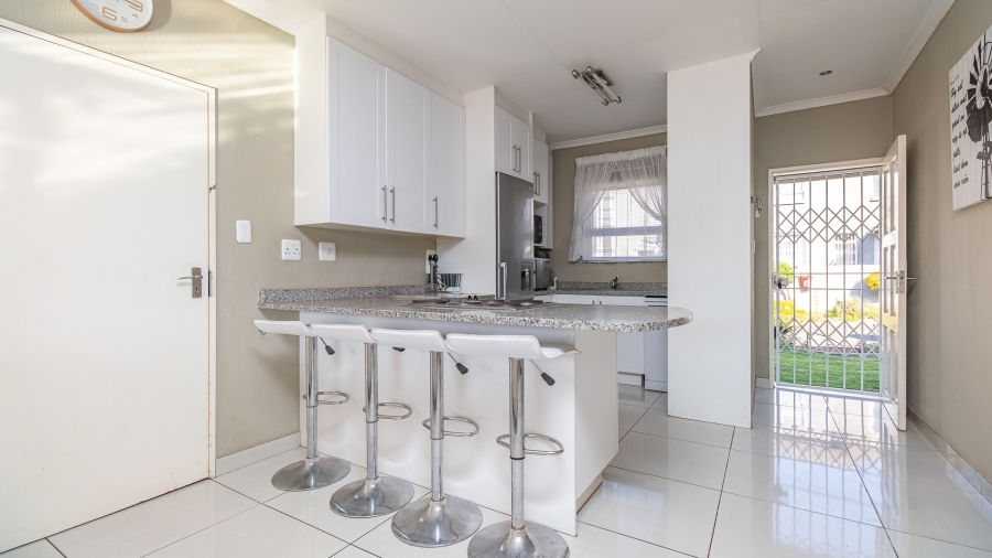 2 Bedroom Property for Sale in Rangeview Gauteng