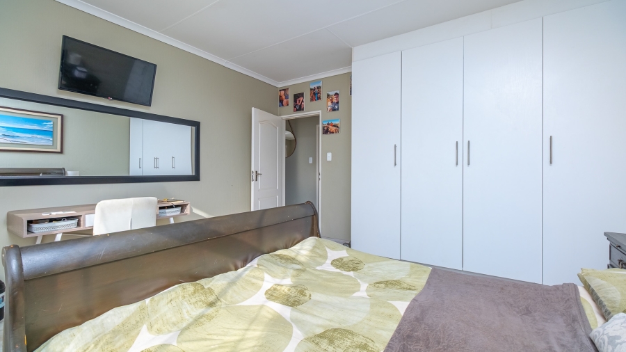 2 Bedroom Property for Sale in Rangeview Gauteng