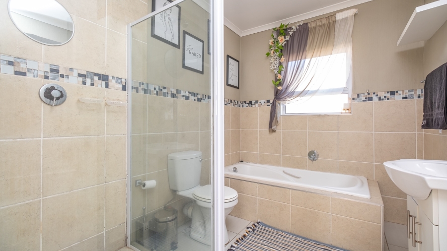 2 Bedroom Property for Sale in Rangeview Gauteng