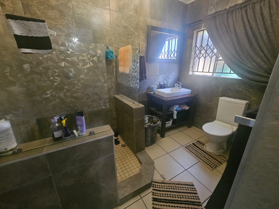 3 Bedroom Property for Sale in Eike Park Gauteng