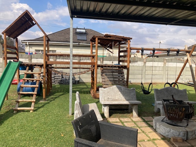 4 Bedroom Property for Sale in Brakpan Central Gauteng
