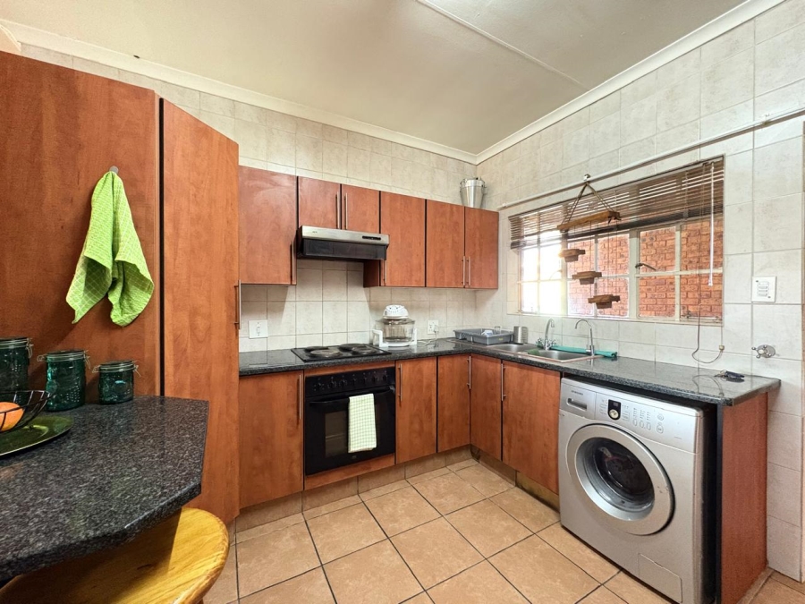 5 Bedroom Property for Sale in Brakpan Central Gauteng
