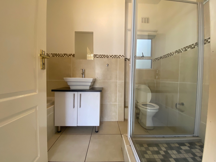 2 Bedroom Property for Sale in Parkview Gauteng