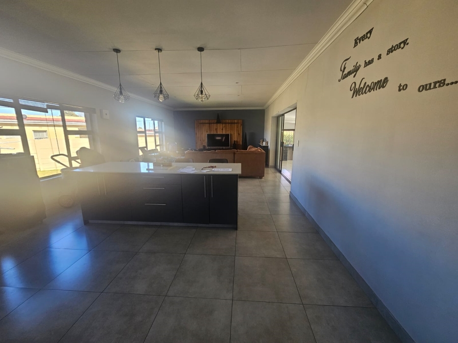4 Bedroom Property for Sale in Greenhills Gauteng