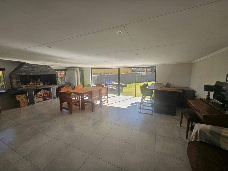 4 Bedroom Property for Sale in Greenhills Gauteng