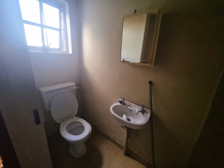 To Let 3 Bedroom Property for Rent in Little Falls Gauteng