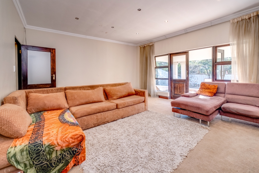 5 Bedroom Property for Sale in Bryanston Gauteng