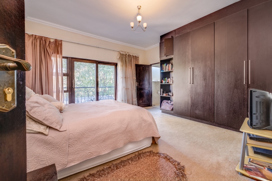 5 Bedroom Property for Sale in Bryanston Gauteng