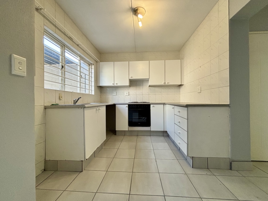 To Let 2 Bedroom Property for Rent in Radiokop Gauteng