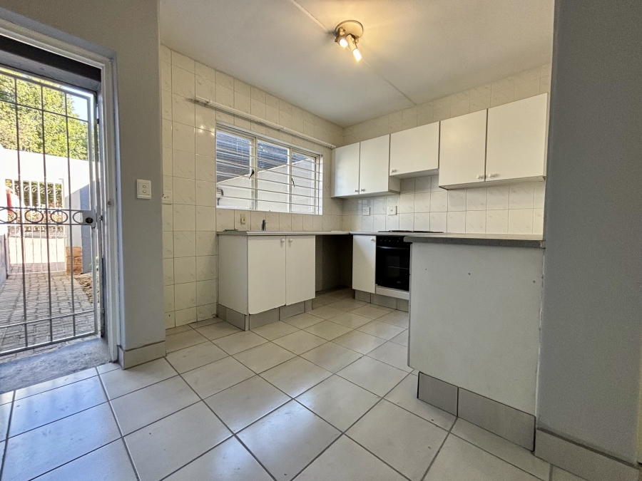 To Let 2 Bedroom Property for Rent in Radiokop Gauteng