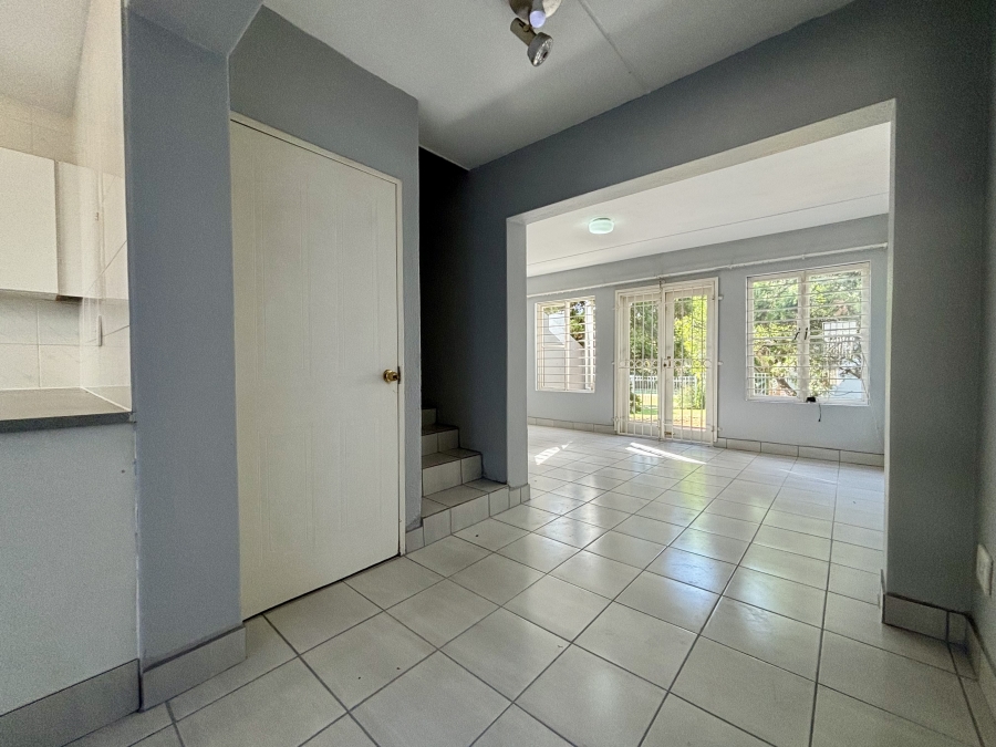 To Let 2 Bedroom Property for Rent in Radiokop Gauteng
