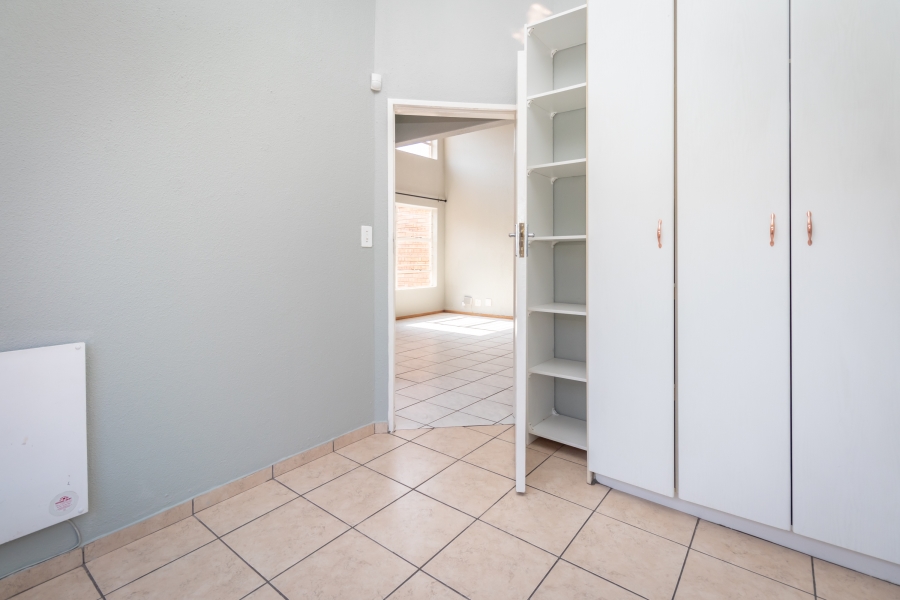 To Let 3 Bedroom Property for Rent in Weltevreden Park Gauteng