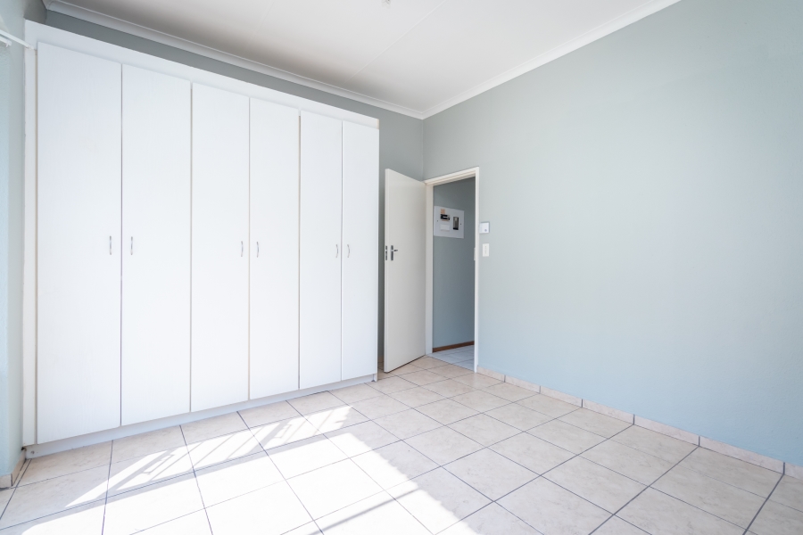 To Let 3 Bedroom Property for Rent in Weltevreden Park Gauteng