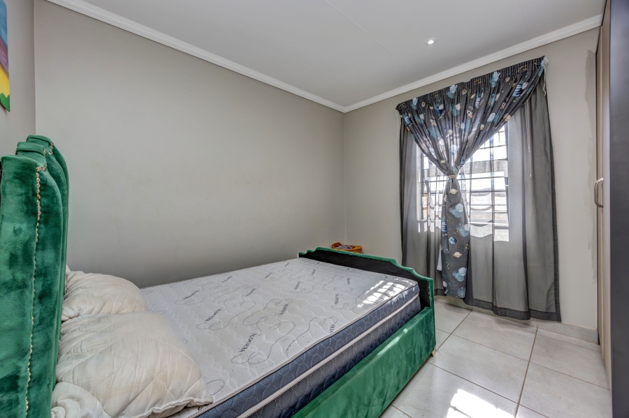 3 Bedroom Property for Sale in Lion Pride Gauteng
