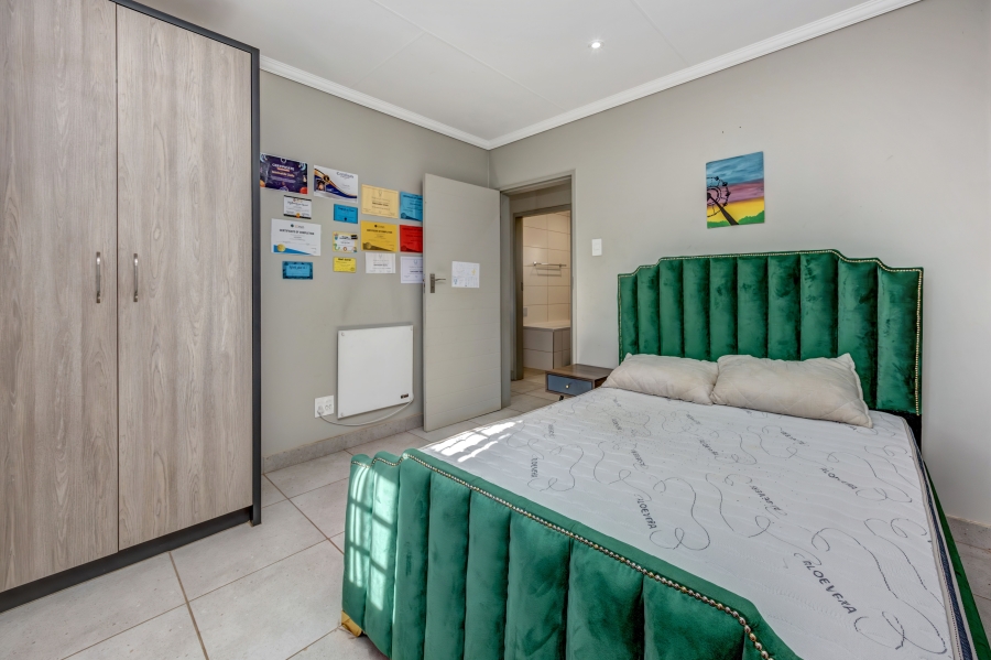 3 Bedroom Property for Sale in Lion Pride Gauteng