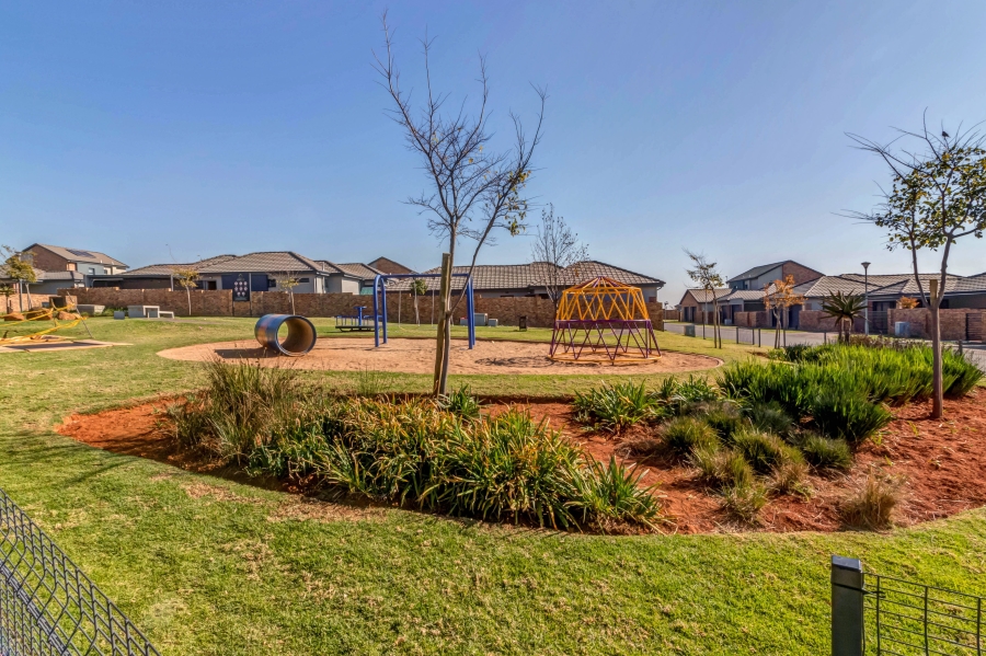 3 Bedroom Property for Sale in Lion Pride Gauteng