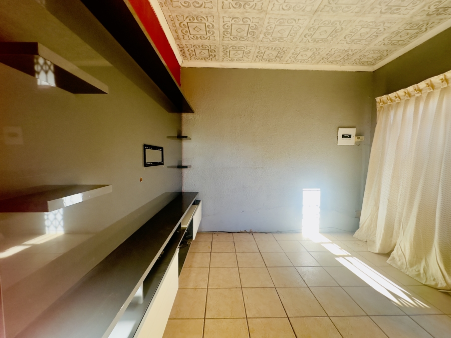 3 Bedroom Property for Sale in Kwa Thema Gauteng