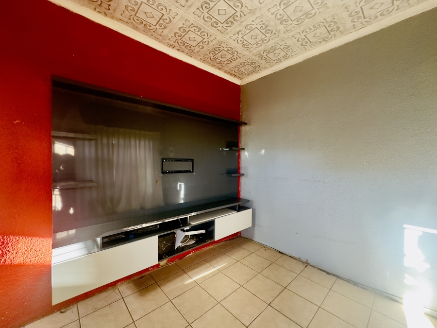 3 Bedroom Property for Sale in Kwa Thema Gauteng