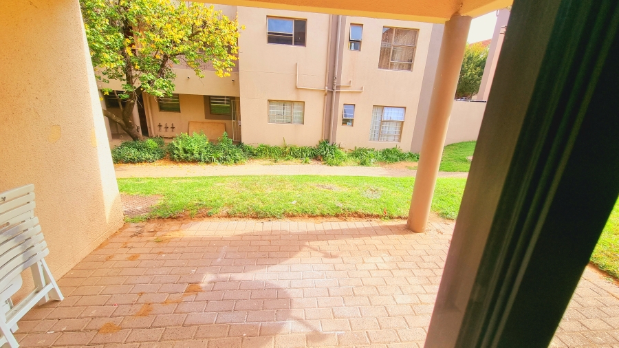 2 Bedroom Property for Sale in Halfway Gardens Gauteng