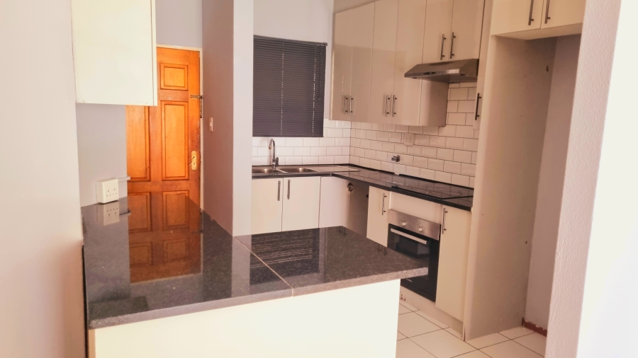2 Bedroom Property for Sale in Halfway Gardens Gauteng