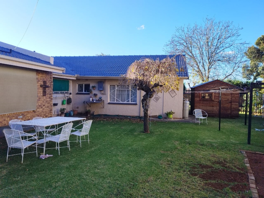 4 Bedroom Property for Sale in Allen Grove Gauteng