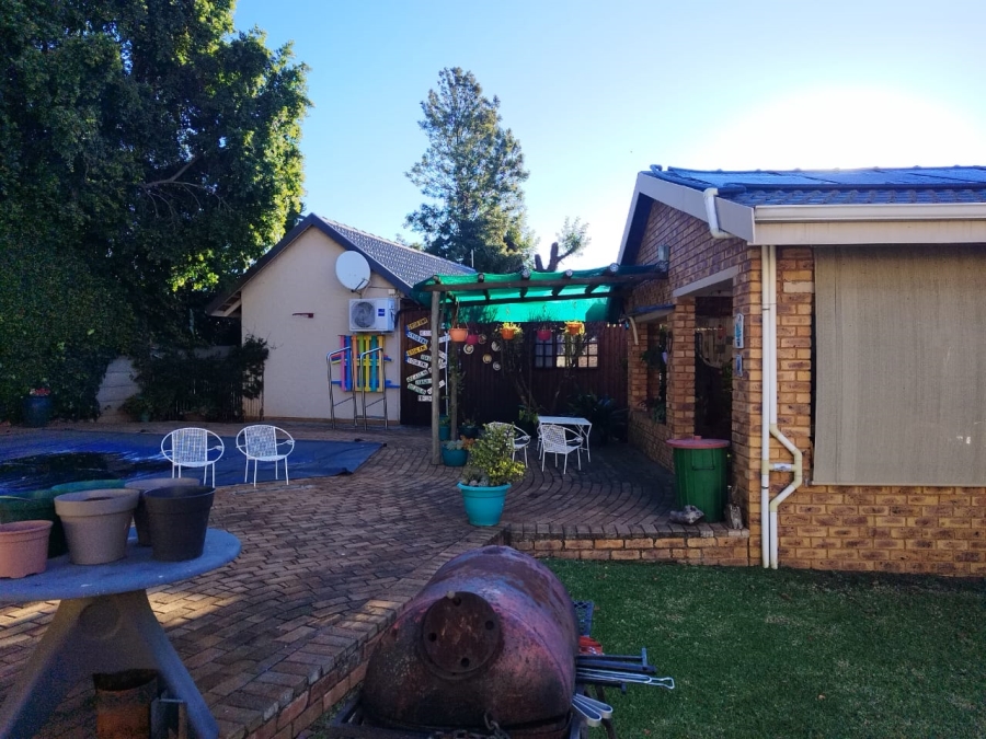 4 Bedroom Property for Sale in Allen Grove Gauteng