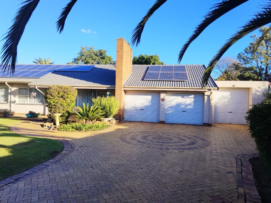 4 Bedroom Property for Sale in Allen Grove Gauteng