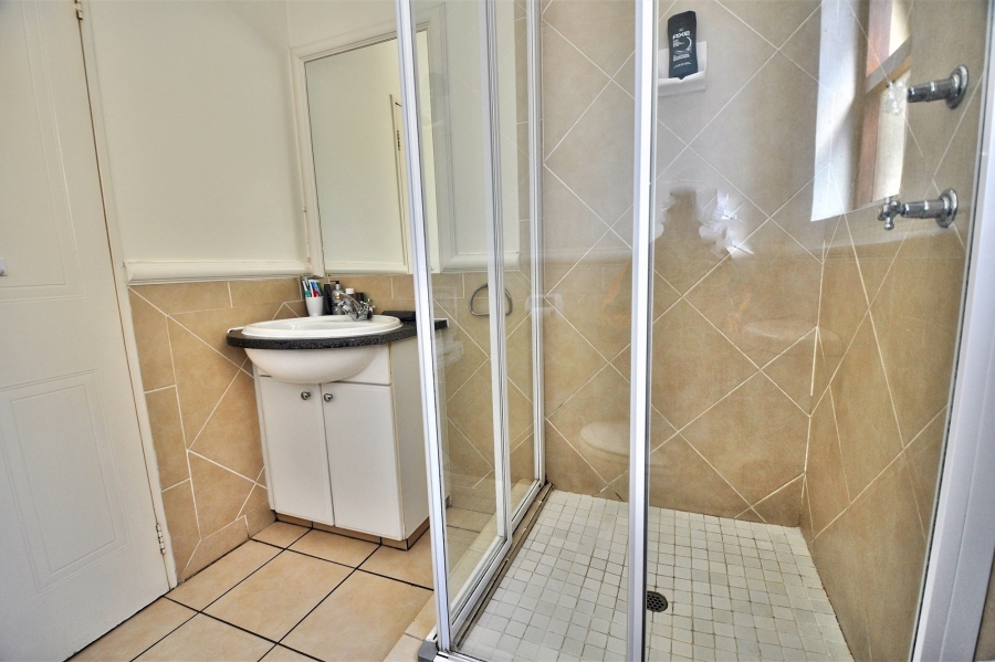 To Let 2 Bedroom Property for Rent in Morningside Gauteng