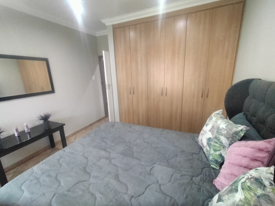 4 Bedroom Property for Sale in Hartebeeshoek Gauteng